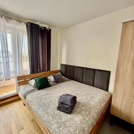 Apartment A&y Galeria Mokotow & Chopin Airport Pienkowskiego A Warsaw