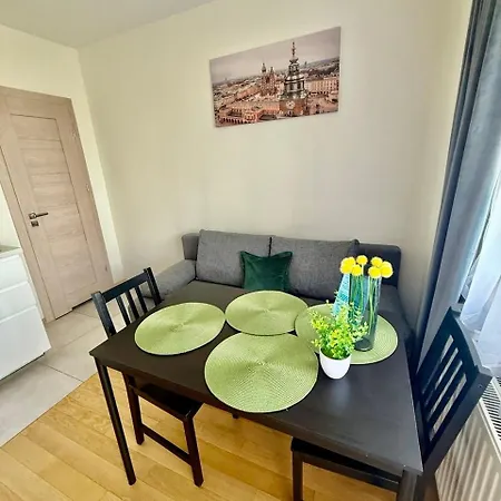 Apartment A&y Galeria Mokotow & Chopin Airport Pienkowskiego A